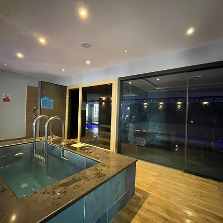 Apartment студия 31 терра Caesar Blue Large With Sea View And Aquapark Gastria